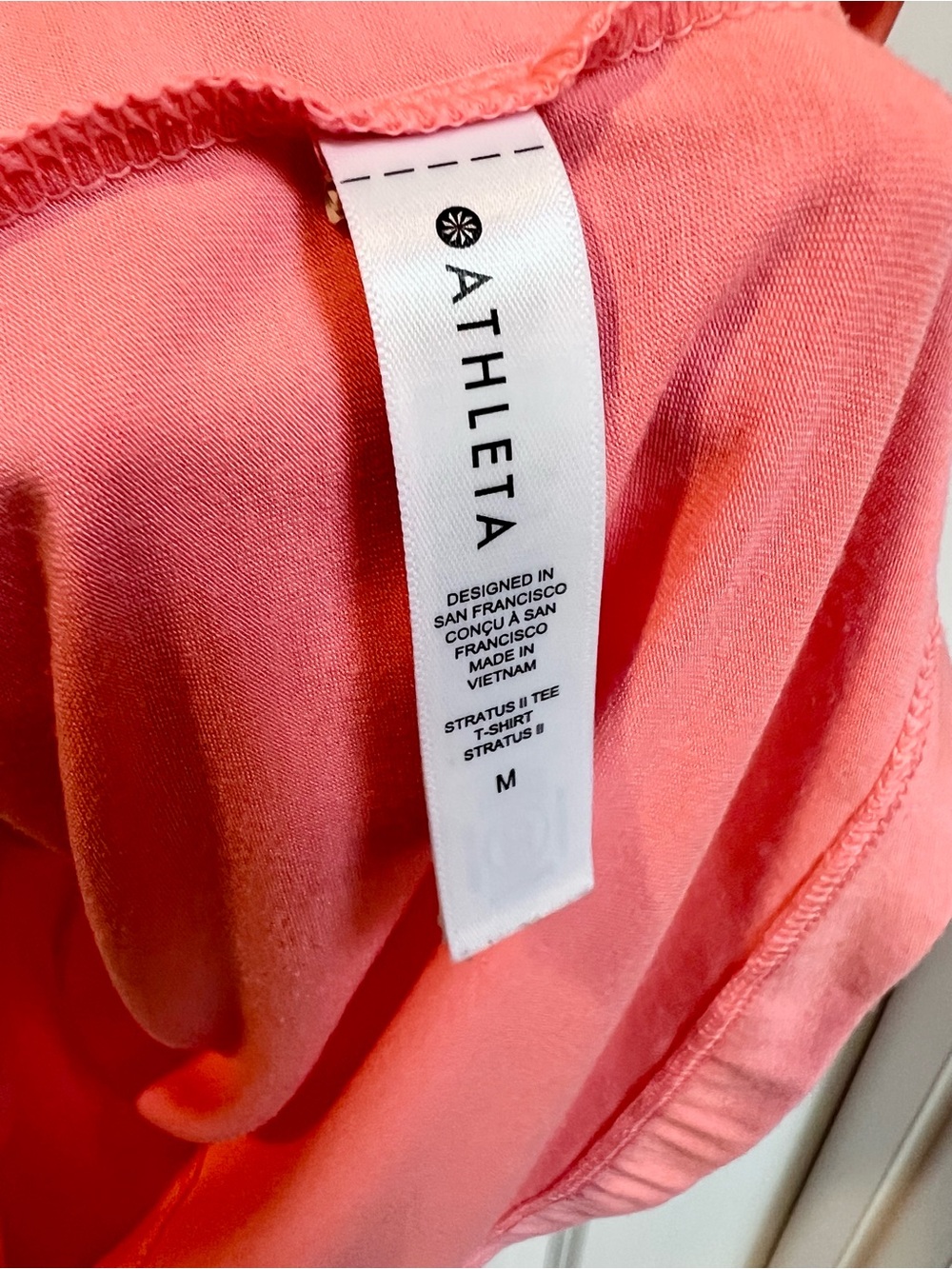 Athleta Short Sleeve Scoop Neck T-Shirt Coral Pink Orange Size Medium - Picture 3 of 5